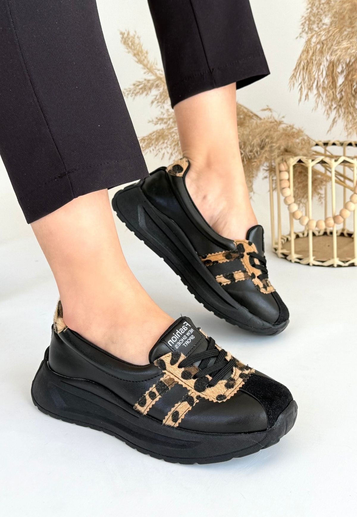 Women's Black Skin Leopard Striped Sneakers