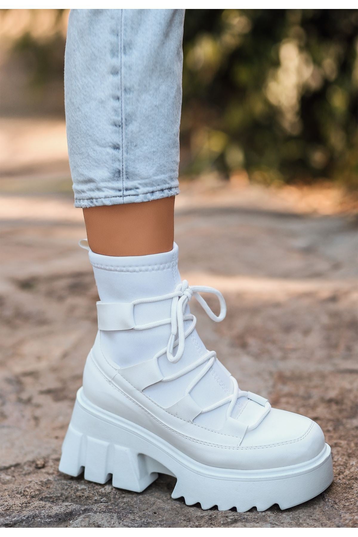 Women's Snowdrop Leather White Boots - STREETMODE ™