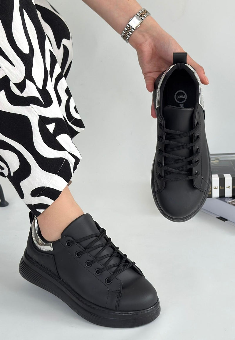 Women's Black Leather Lace-Up Sneakers - STREETMODE ™