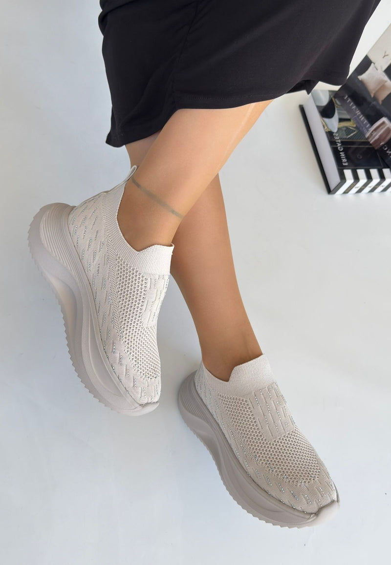 Women's Beige Knitted Beaded Sneakers - STREETMODE ™