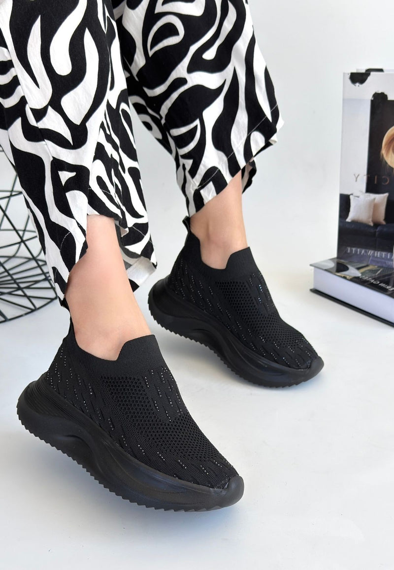 Women's Black Knitted Beaded Sneakers - STREETMODE ™