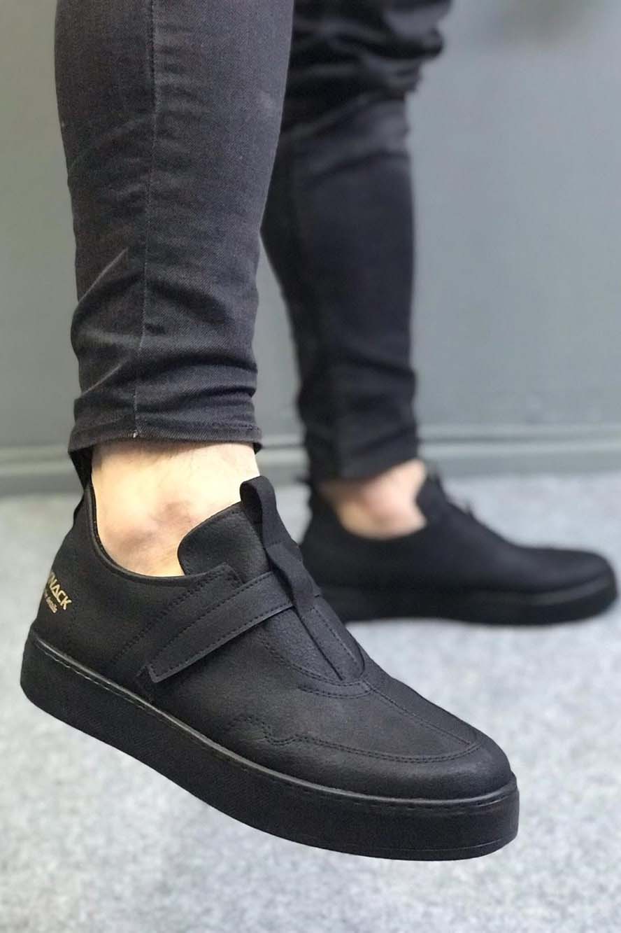 Men's Sneaker Full Black Casual Sneaker Sports Shoes - STREETMODE ™