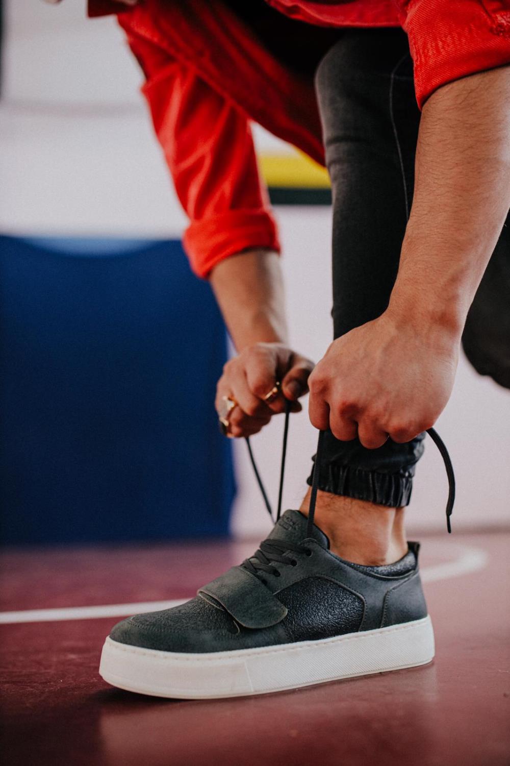 Men's Sneaker Grey Casual Sneaker Sports Shoes - STREETMODE ™