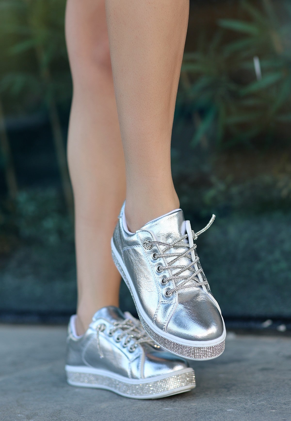 Women's Vasie Silver Leather Laced Sports Shoes - STREETMODE ™