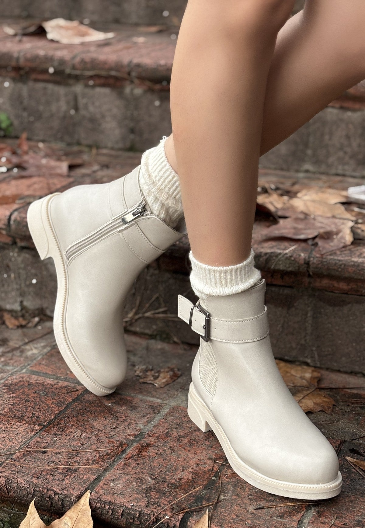 Women's Beige Leather Heeled Boots