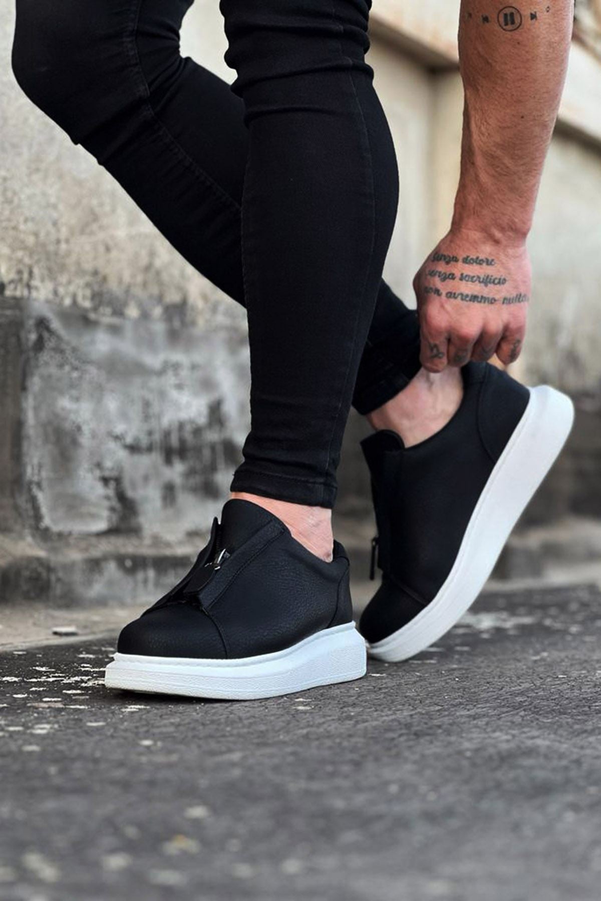 WG010 Black Skin Men's Casual Shoes - STREETMODE ™