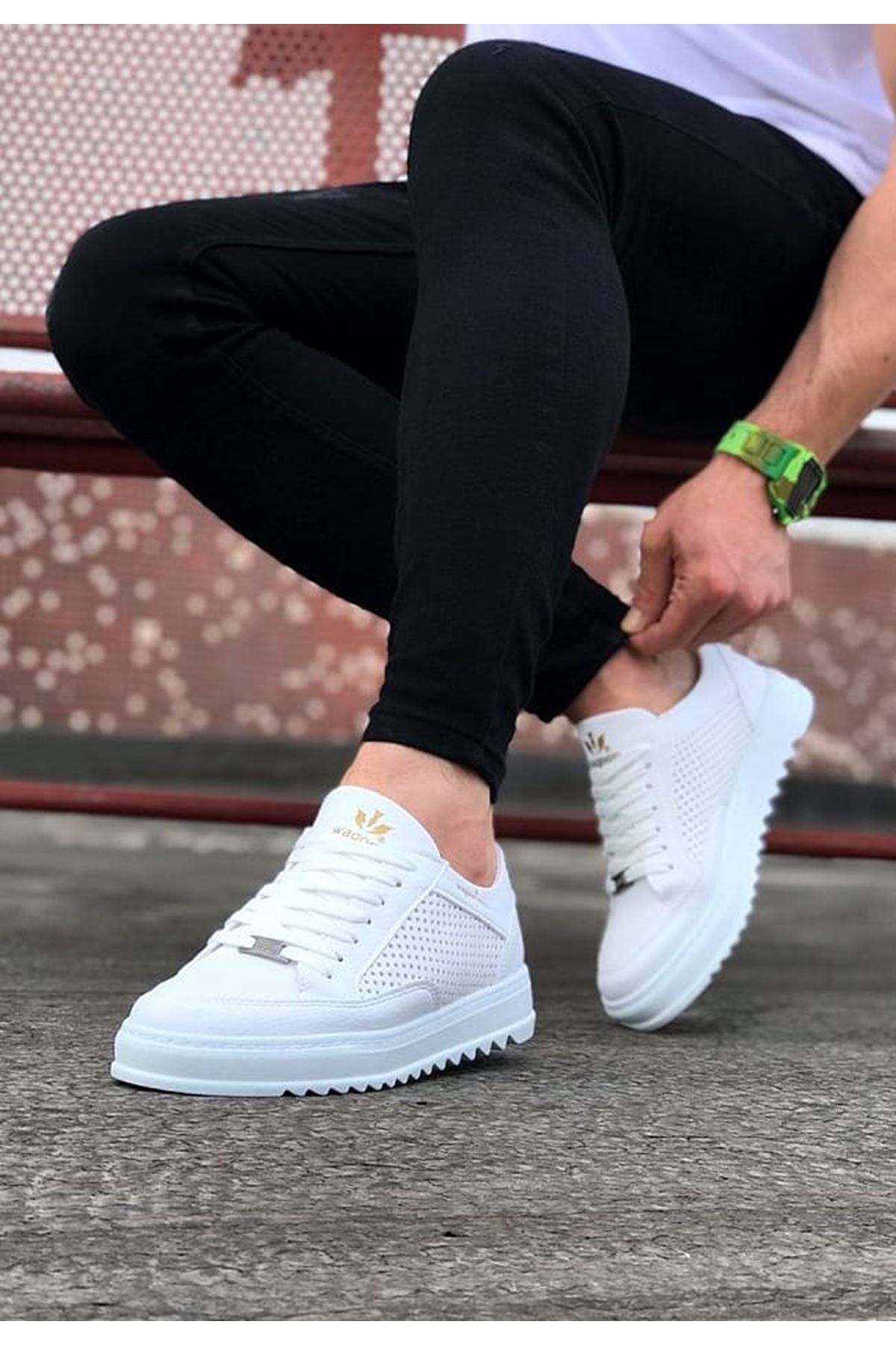 WG505 White Casual Shoes - STREETMODE ™