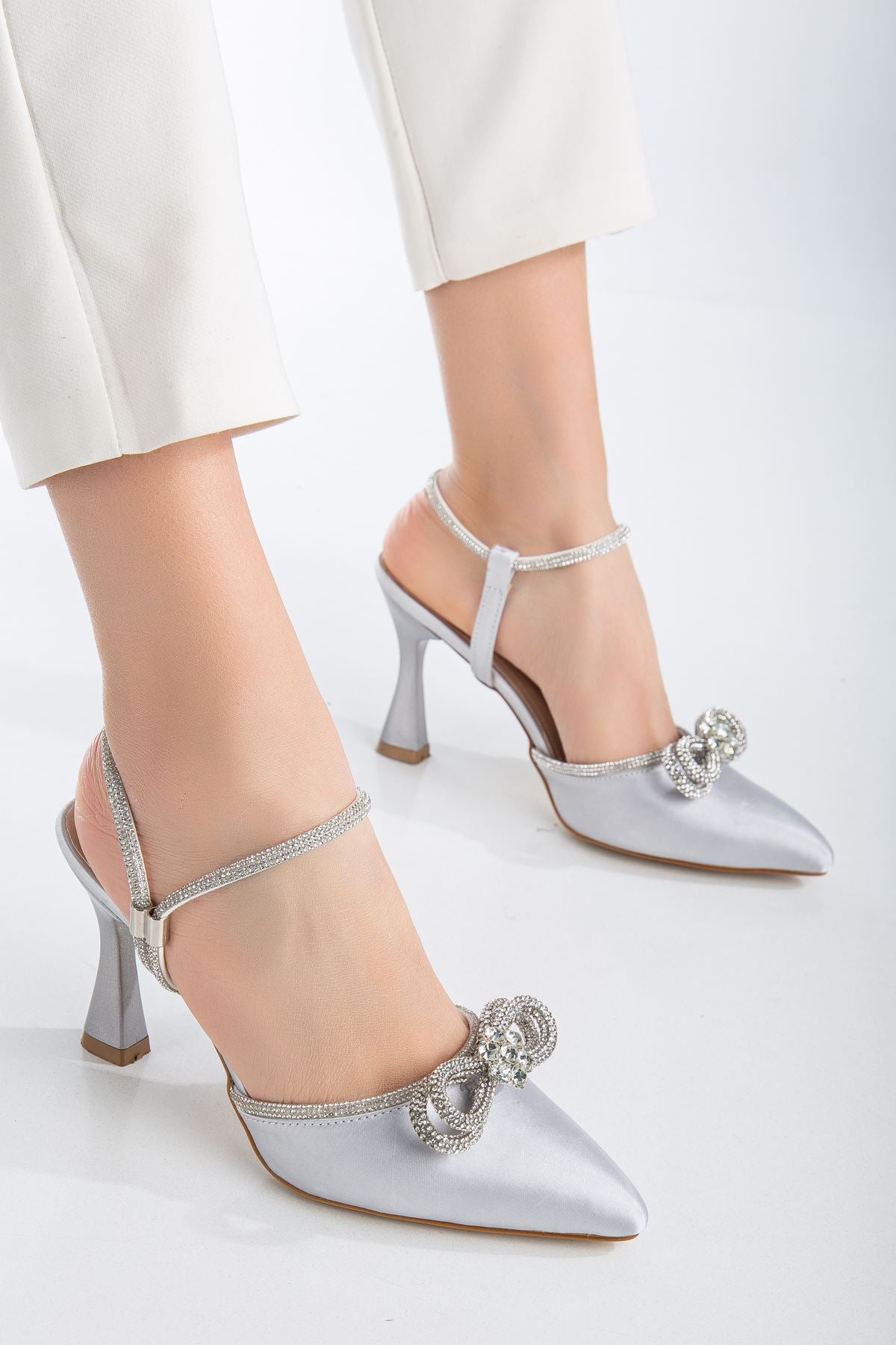 Women's Wilma Silver Satin Stoned Bow Detailed Pointed Toe Heeled Shoes - STREETMODE ™