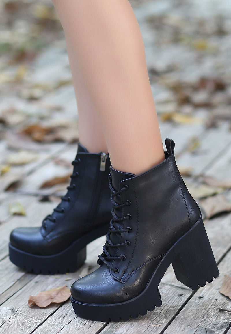 Wint Black Skin Lace-up Heeled Boots - STREETMODE ™