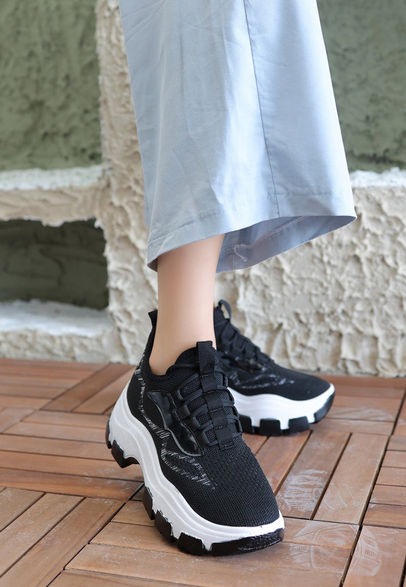 Women's Black Knitwear Lace-Up Sports Shoes - STREETMODE ™