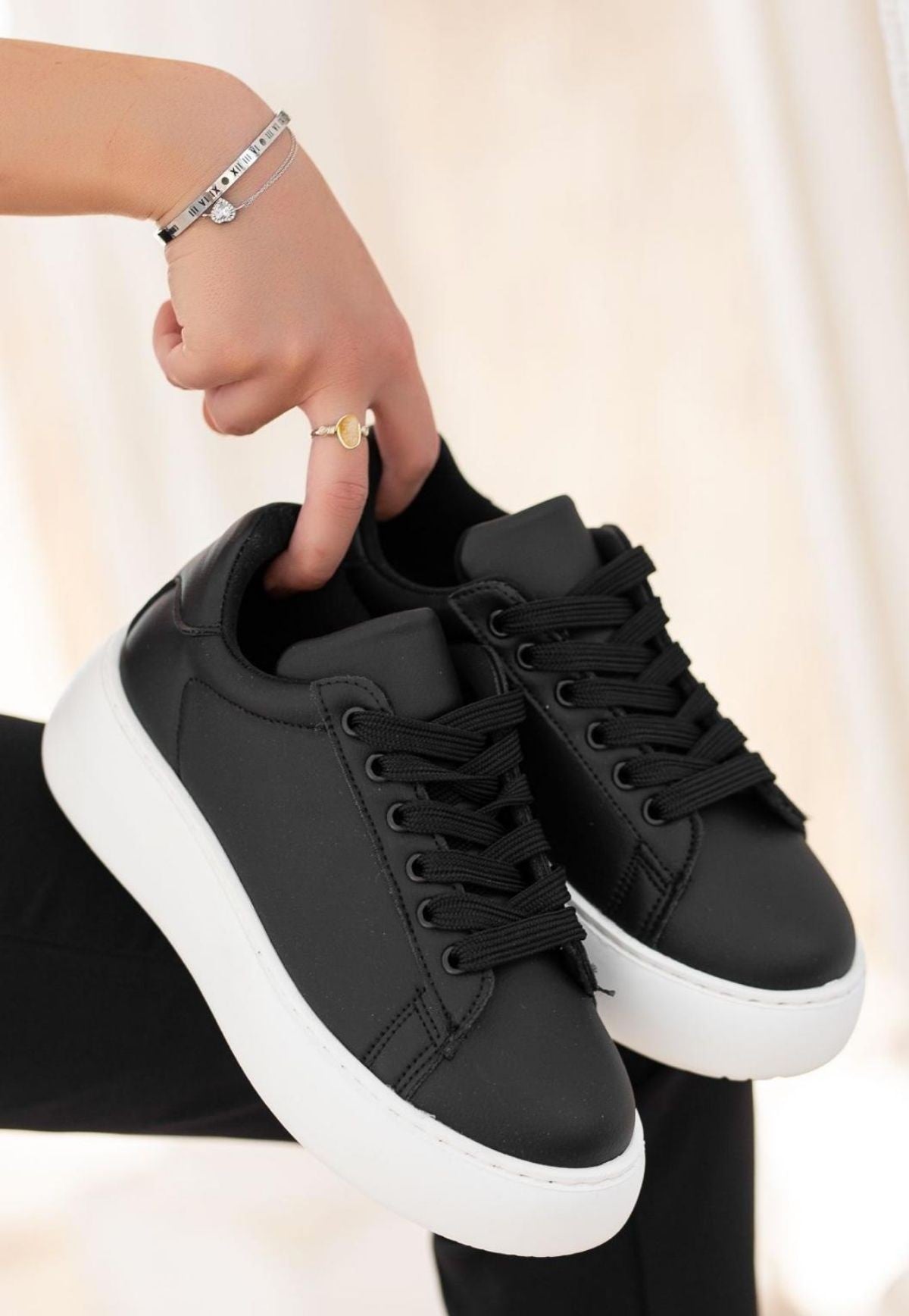 Women's Black Leather Lace-Up Sneakers - STREETMODE ™