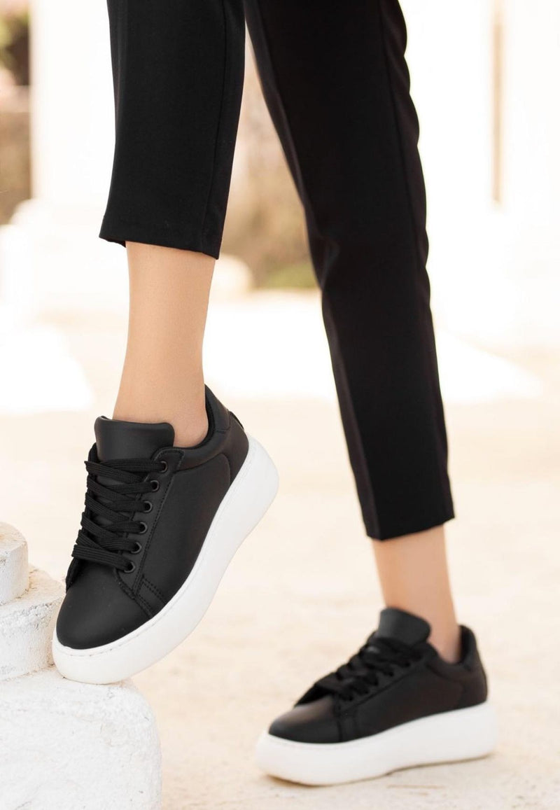 Women's Black Leather Lace-Up Sneakers - STREETMODE ™