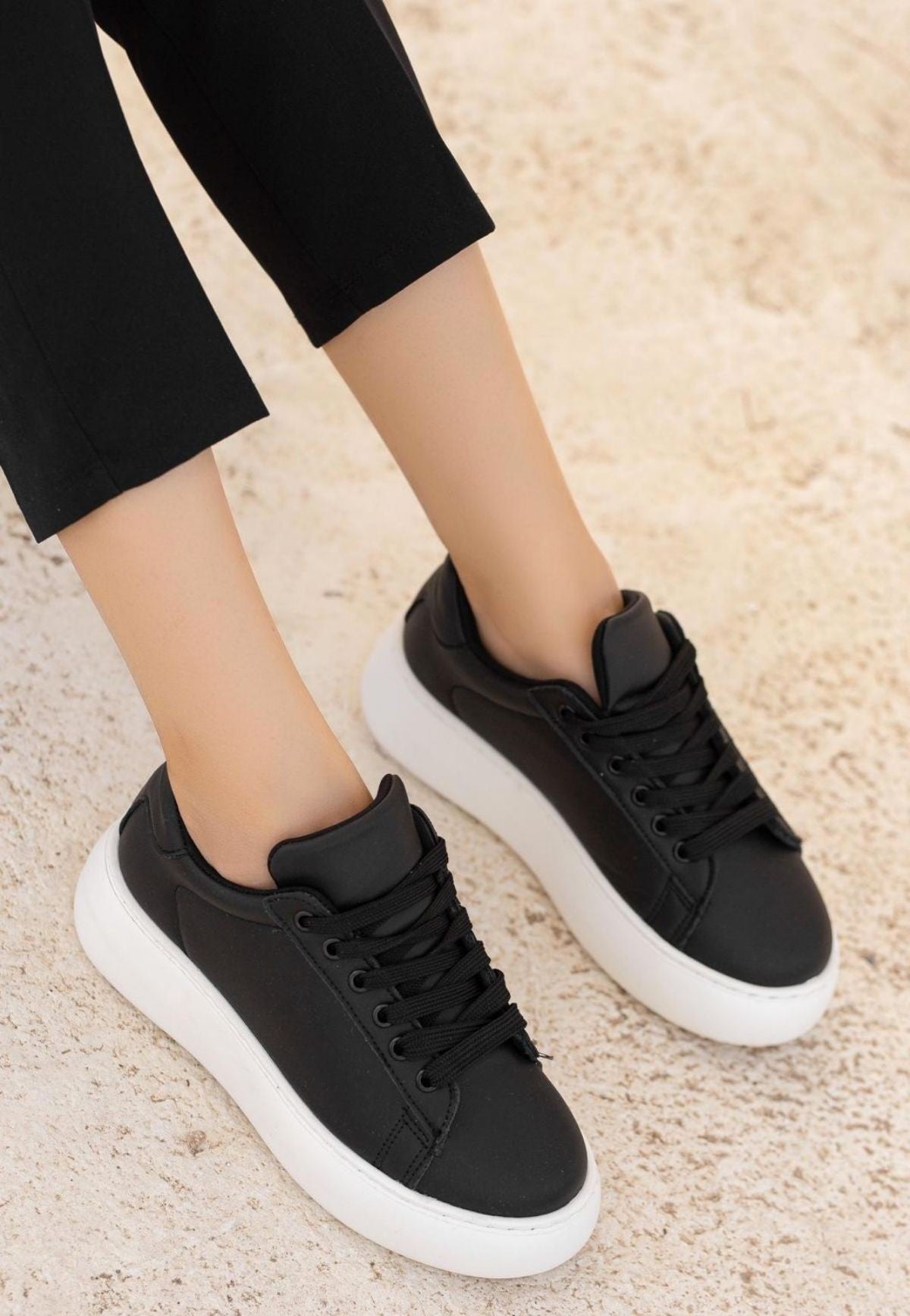 Women's Black Leather Lace-Up Sneakers - STREETMODE ™