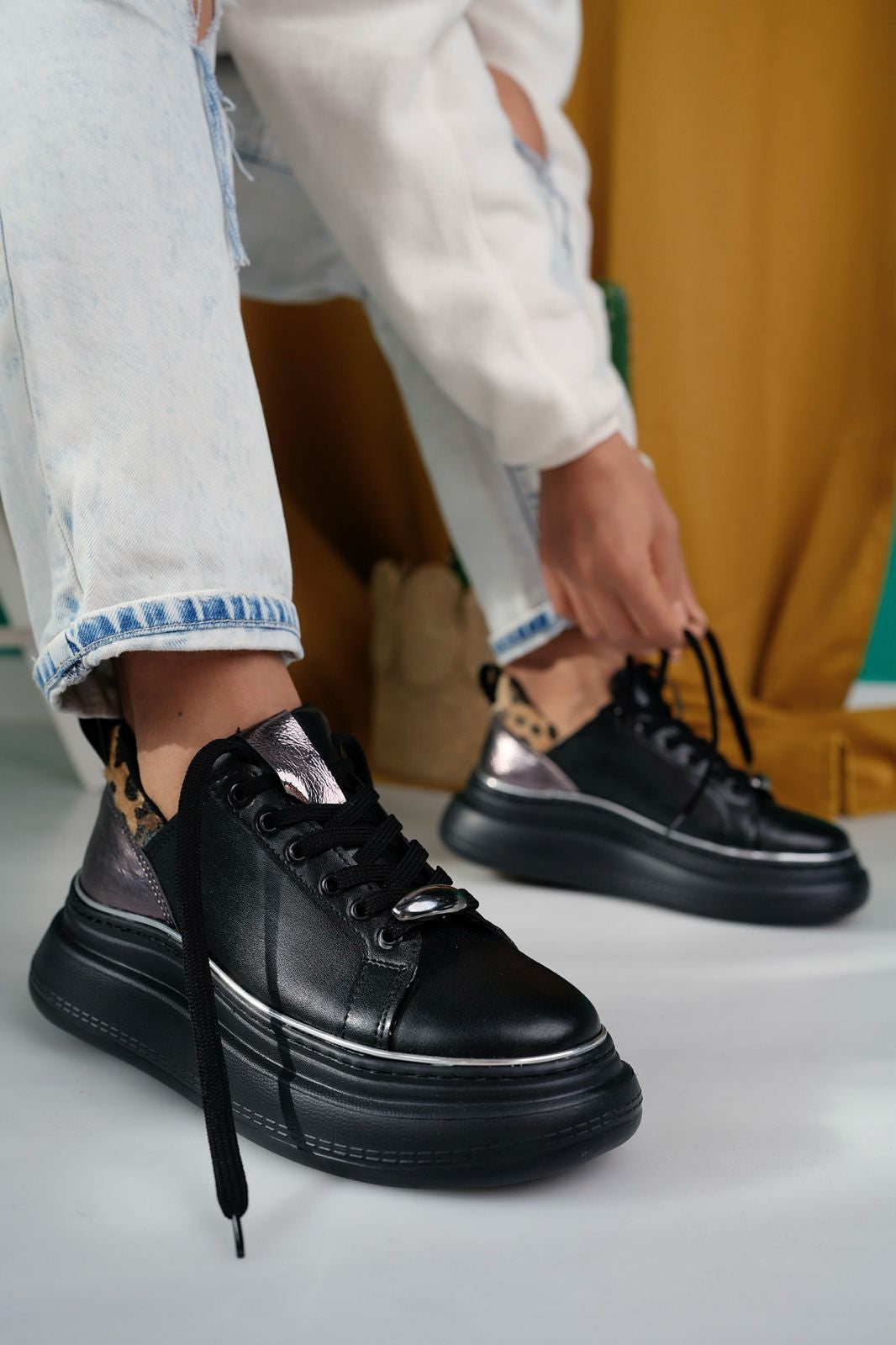 Women's Black Leather Lace-Up Sneakers