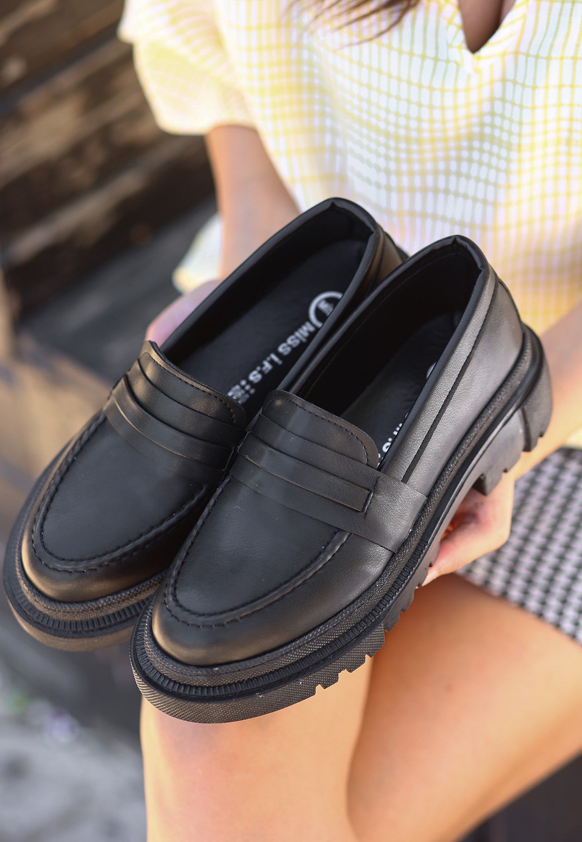 Women's Black Leather Shoes - STREETMODE ™