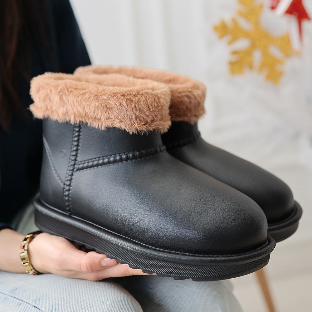 Women's Black Oval Toe Waterproof Fur Lined Boots - STREETMODE ™