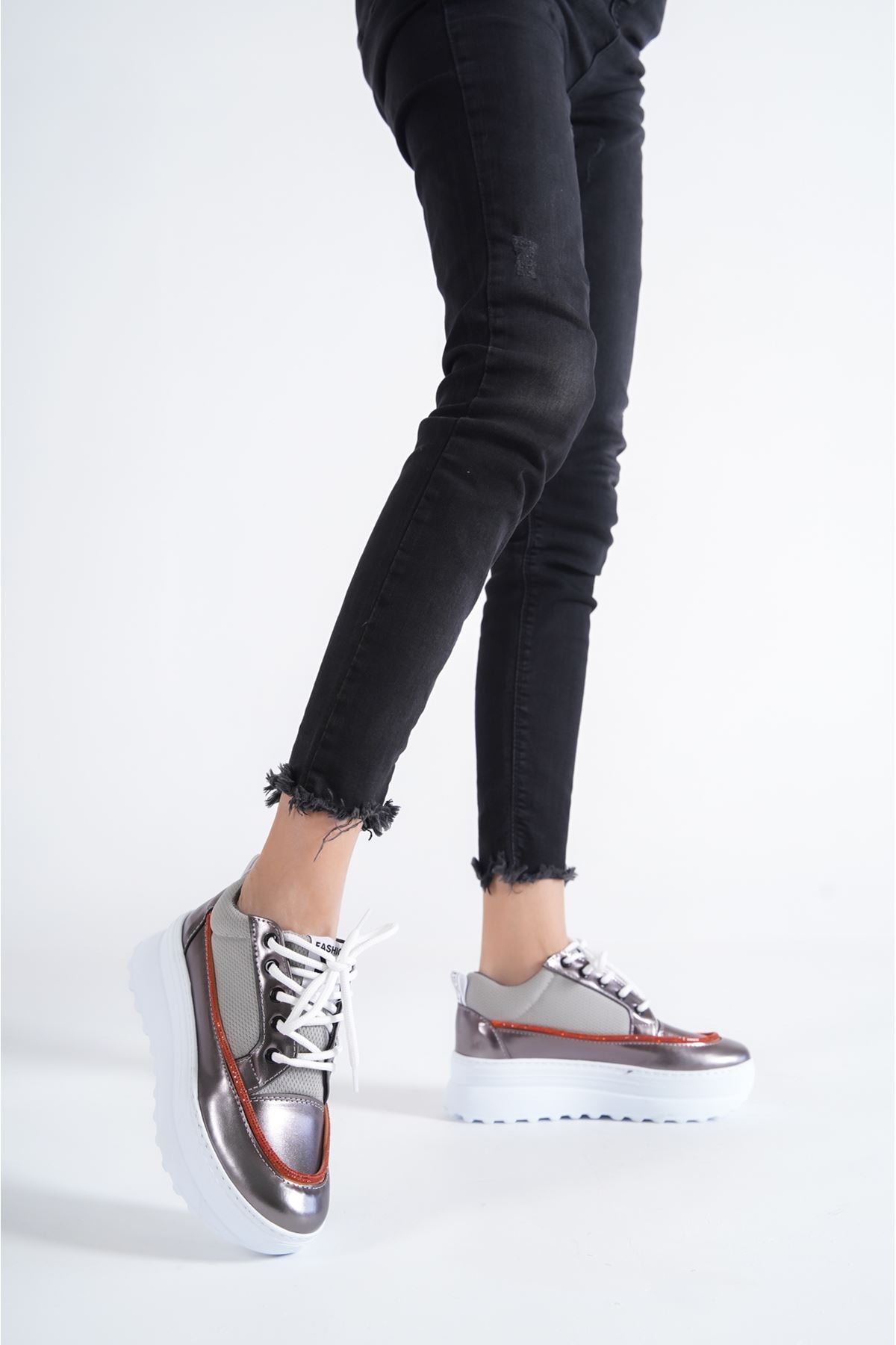Women's JASMIN Metallic Sneakers Shoes - STREETMODE ™