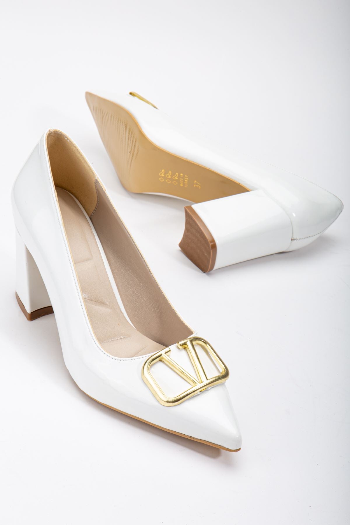 Women's Lisse White Leather Buckle Detailed Thick Heel Shoes - STREETMODE ™