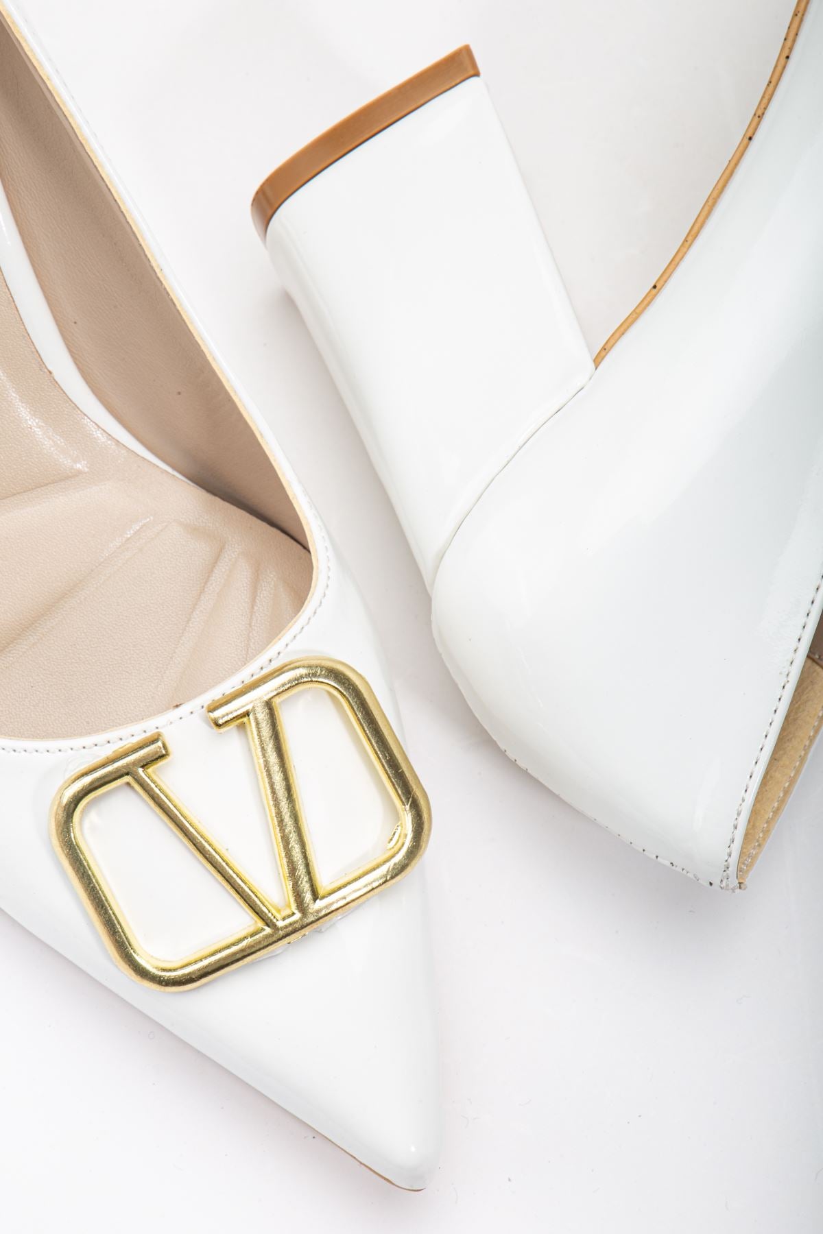 Women's Lisse White Leather Buckle Detailed Thick Heel Shoes - STREETMODE ™