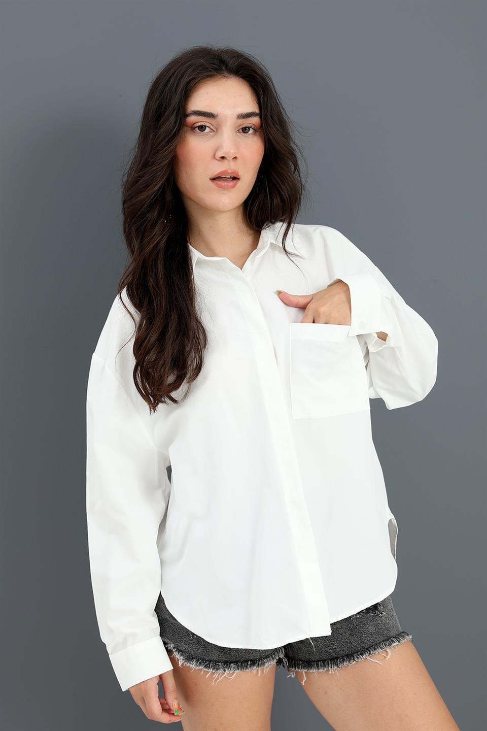 Women's Shirt with Pocket Chain Detail - White - STREETMODE ™