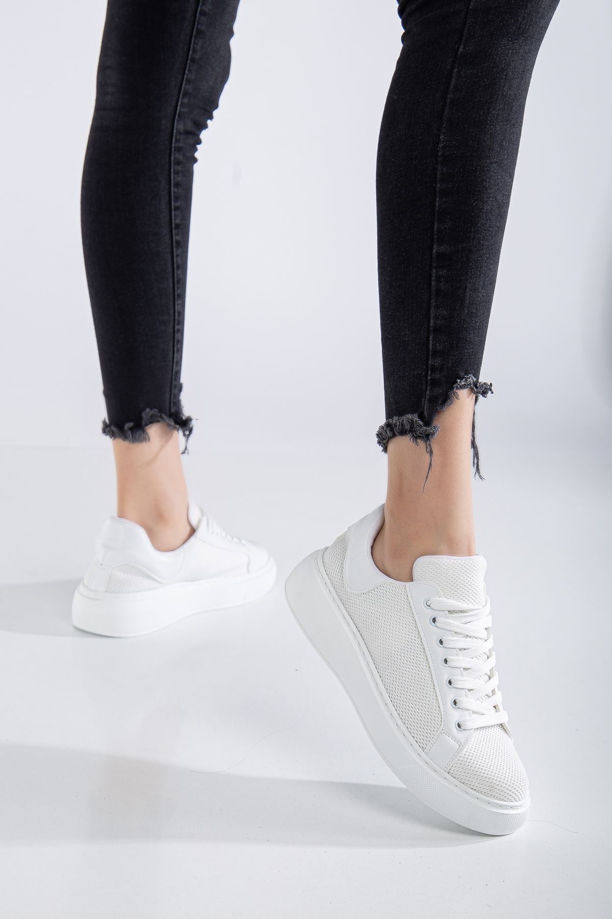 Women's White Knitted Sneakers