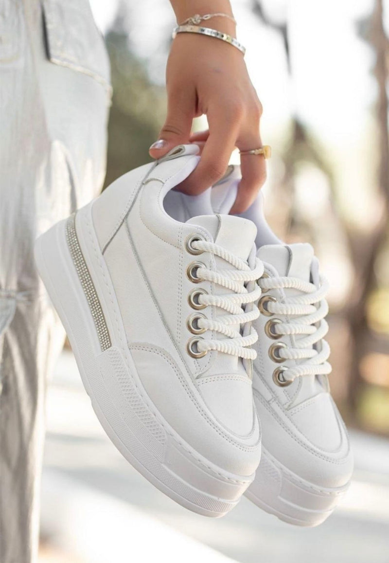 Women's White Leather Lace-Up Sneakers - STREETMODE ™