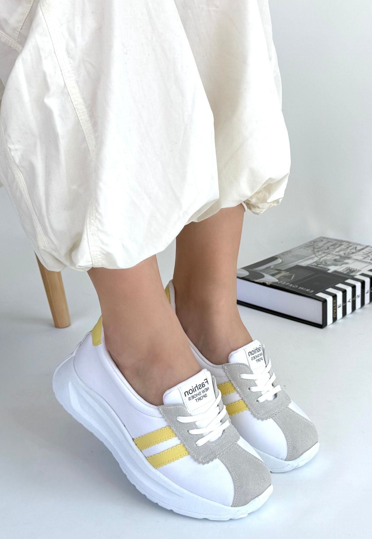 Women's White Skin Yellow Striped Sneakers