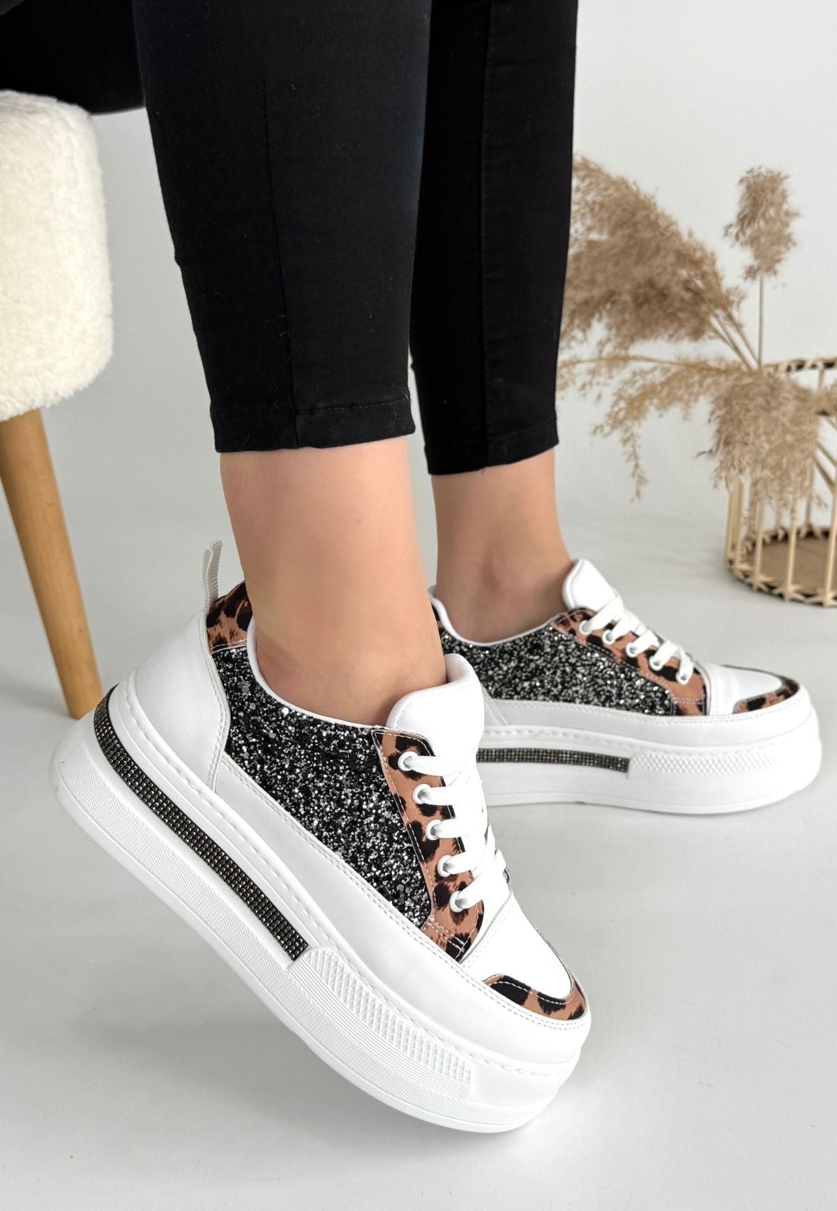 Women's White Skin Leopard Detailed Sneakers