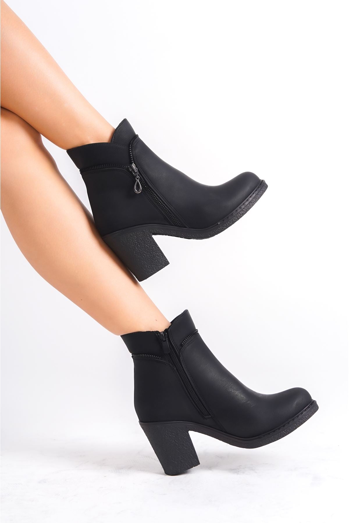 Zana Black Heeled Zippered Leather Women's Boots - STREETMODE ™