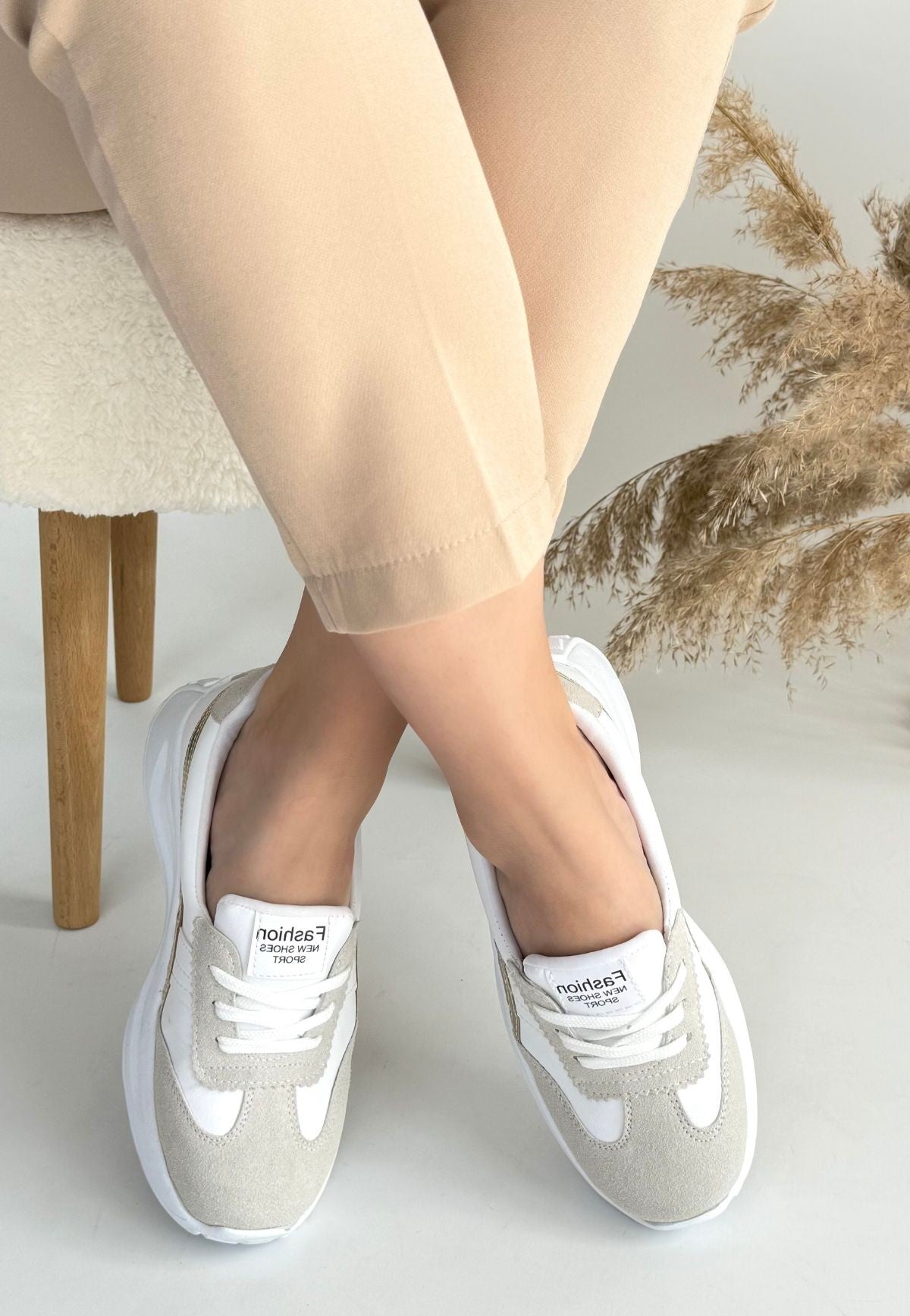 Women's White Skin Gold Detailed Sneakers