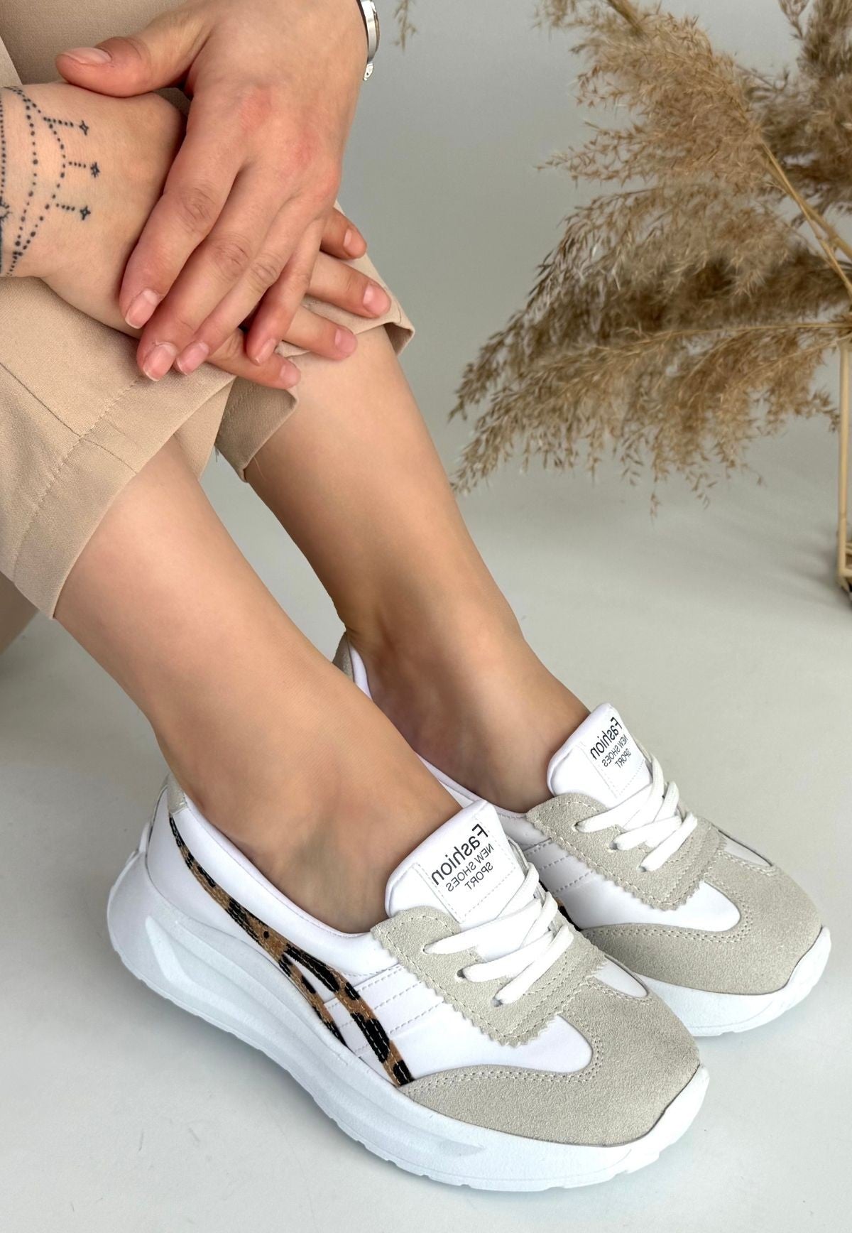 Women's White Skin Leopard Detailed Sneakers