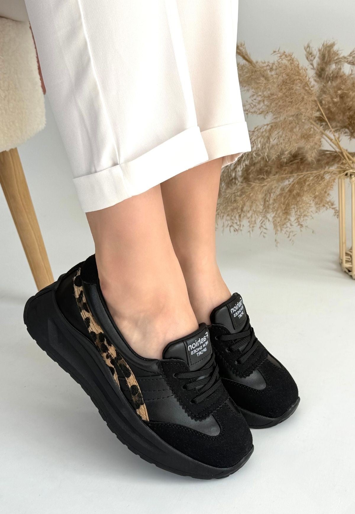 Women's Black Skin Leopard Detailed Sneakers