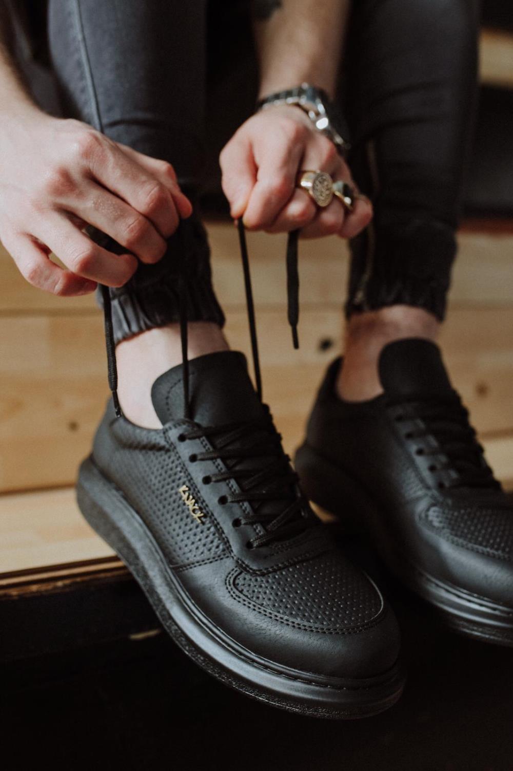 Men's High Sole Black Casual Sneaker Sports Shoes - STREET MODE ™